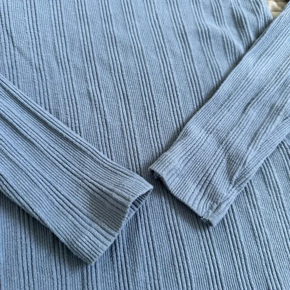 Zara Girls (10) Ribbed Turtleneck - Picture 4 of 4